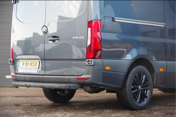 Mercedes-Benz Sprinter 319 3.0 CDI V6 L2H2 AUT. LED, LUCHTVERING, 360 CAMERA, STOELVERWARMING, CRUISE, CLIMA, PARKEERSENSOREN