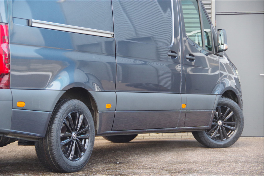 Mercedes-Benz Sprinter 319 3.0 CDI V6 L2H2 AUT. LED, LUCHTVERING, 360 CAMERA, STOELVERWARMING, CRUISE, CLIMA, PARKEERSENSOREN
