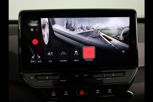 Volkswagen ID.3 First 58 kWh 204 PK | Navigatie | Parkeersensoren | Stoelverwarming | Apple car play / android auto
