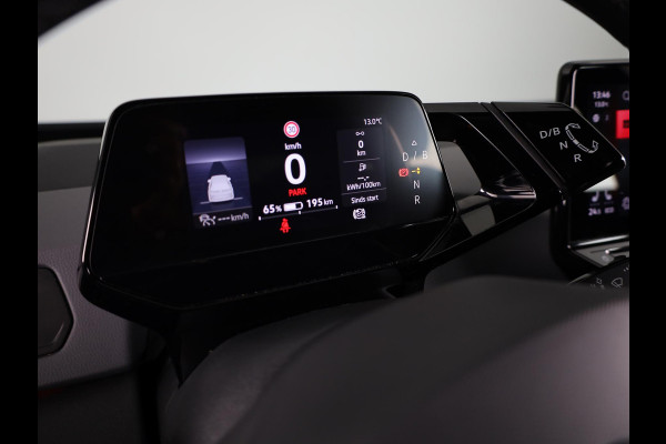 Volkswagen ID.3 First 58 kWh 204 PK | Navigatie | Parkeersensoren | Stoelverwarming | Apple car play / android auto