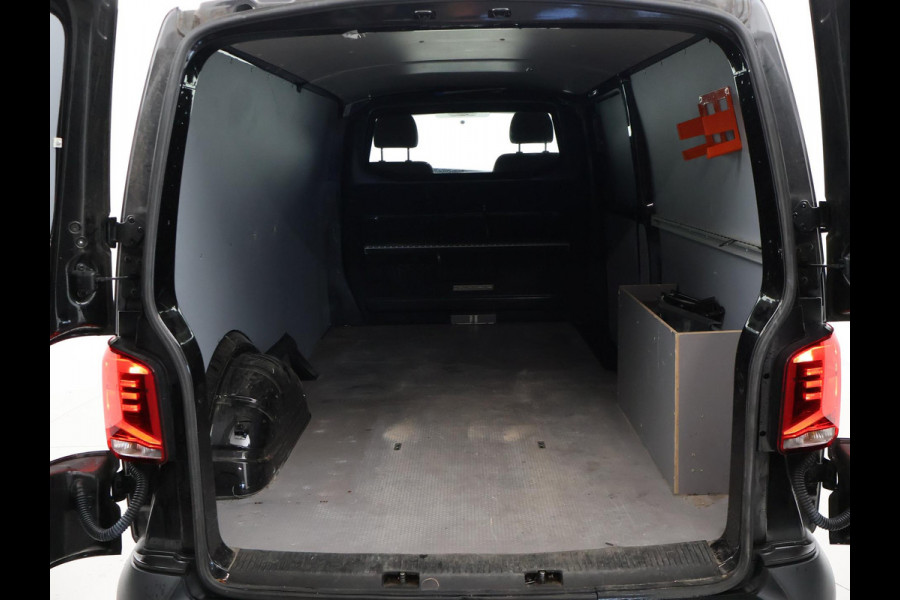 Volkswagen Transporter T6.1 2.0 TDI 150 PK DSG AUT. L2H1 + LED | APPLE CARPLAY | COMFORTSTOELEN | NAVIGATIE