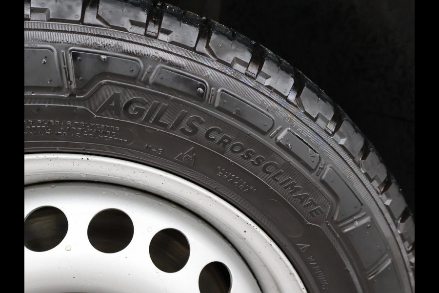 Volkswagen Transporter T6.1 2.0 TDI 150 PK DSG AUT. L2H1 + LED | APPLE CARPLAY | COMFORTSTOELEN | NAVIGATIE