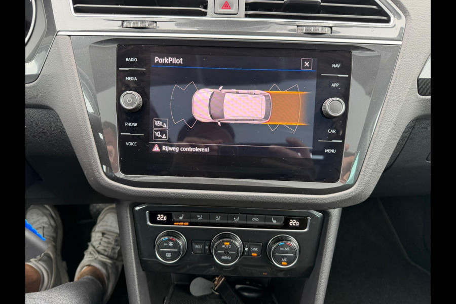 Volkswagen Tiguan 1.5 TSI ACT Comfortline Business AUT. |PANO| ADAPTIVE CRUISE| STOELVERWARMING| ELEK. ACHTERKLEP|  RIJKLAARPRIJS INCL. 12 MND BOVAG GARANTIE