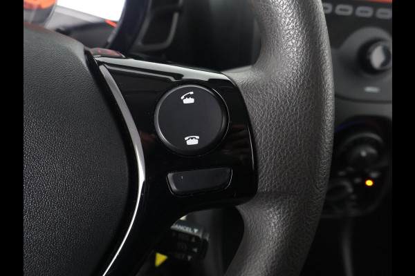 Toyota Aygo 1.0 X-FUN DESIGN 1e EIG. GARANTIE TOT 2029 BIJNA 2019. AIRCO .COMFORT PACK