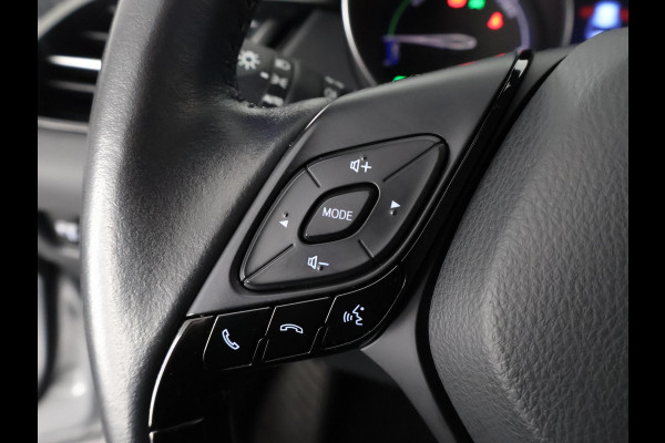Toyota C-HR 2.0 HYBRIDE DYNAMIC BIJNA 2023 GARANTIE 11-2032 NAVI. HALF LEDER. 182 PK. PDC V+A.CAMERA. ADAPTIVE CRUISE