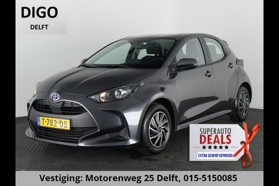Toyota Yaris 1.5 HYBRIDE GRAYLINE NAVIGATIE GARANTIE TOT 2033 ! CAMERA.CRUISE. CLIMA.ALS NIEUW !