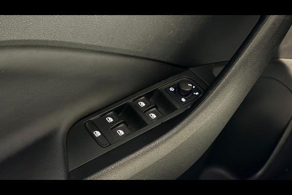 Škoda Kamiq 1.5 TSI ACT Business Edition + MEMORY / PREMIUM AUDIO / TREKHAAK