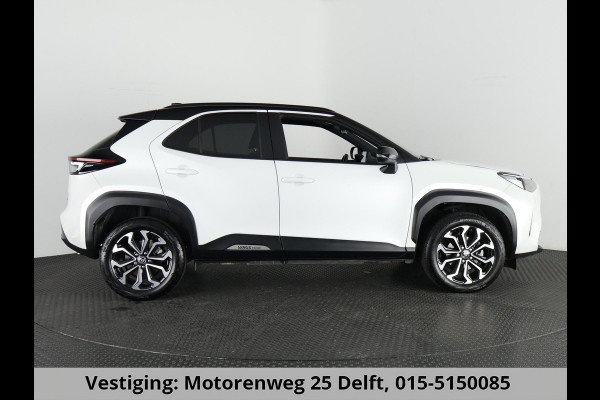 Toyota Yaris Cross 1.5 HYBRIDE DYNAMIC LUXERY BITONE GARANTIE 4-2034 BLIND SPOT . NAVI.CAMERA. PDC V+A.