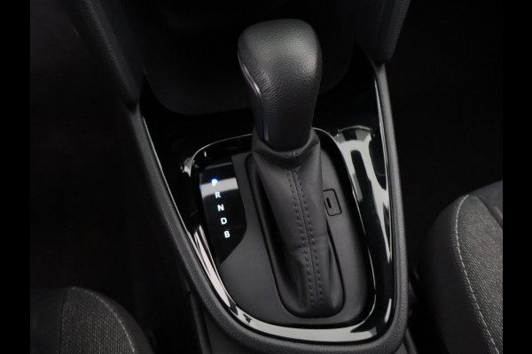 Toyota Yaris Cross 1.5 HYBRIDE DYNAMIC LUXERY BITONE GARANTIE 4-2034 BLIND SPOT . NAVI.CAMERA. PDC V+A.