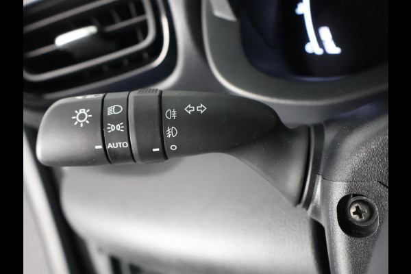 Toyota Yaris Cross 1.5 HYBRIDE DYNAMIC LUXERY BITONE GARANTIE 4-2034 BLIND SPOT . NAVI.CAMERA. PDC V+A.