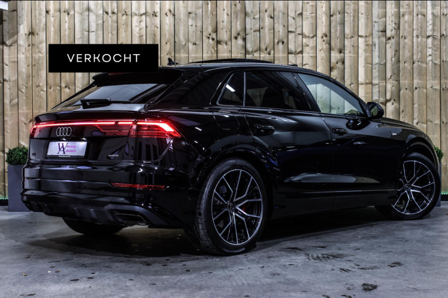 Audi Q8 60 TFSI e Quattro Competition *Pano*RS-Stoelen*B&O*4-Wiel besturing*360 Camera*