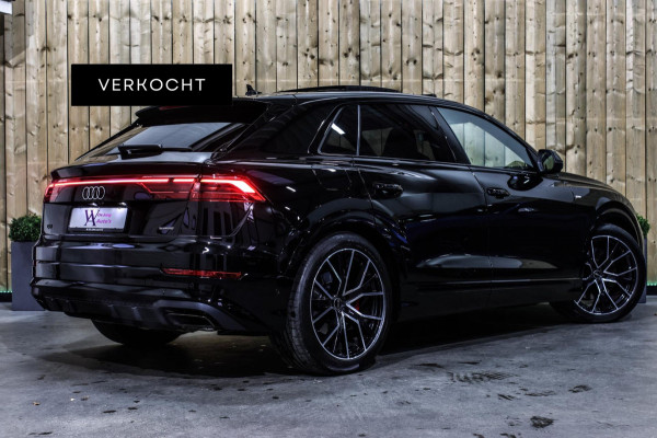 Audi Q8 60 TFSI e Quattro Competition *Pano*RS-Stoelen*B&O*4-Wiel besturing*360 Camera*