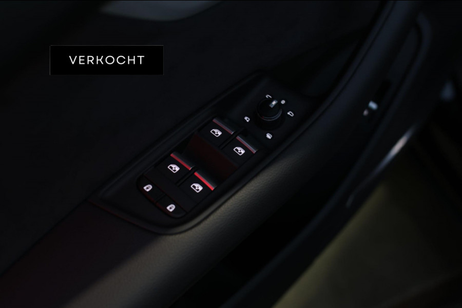 Audi Q8 60 TFSI e Quattro Competition *Pano*RS-Stoelen*B&O*4-Wiel besturing*360 Camera*