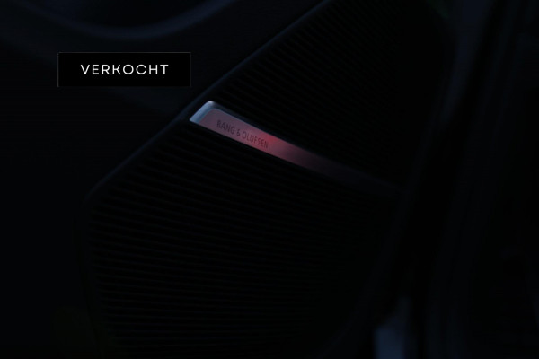 Audi Q8 60 TFSI e Quattro Competition *Pano*RS-Stoelen*B&O*4-Wiel besturing*360 Camera*