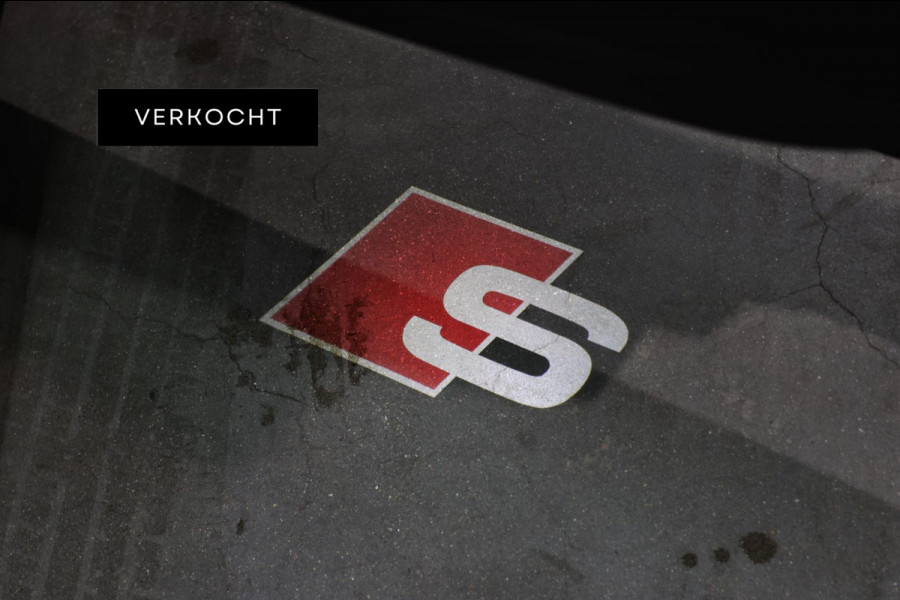 Audi Q8 60 TFSI e Quattro Competition *Pano*RS-Stoelen*B&O*4-Wiel besturing*360 Camera*