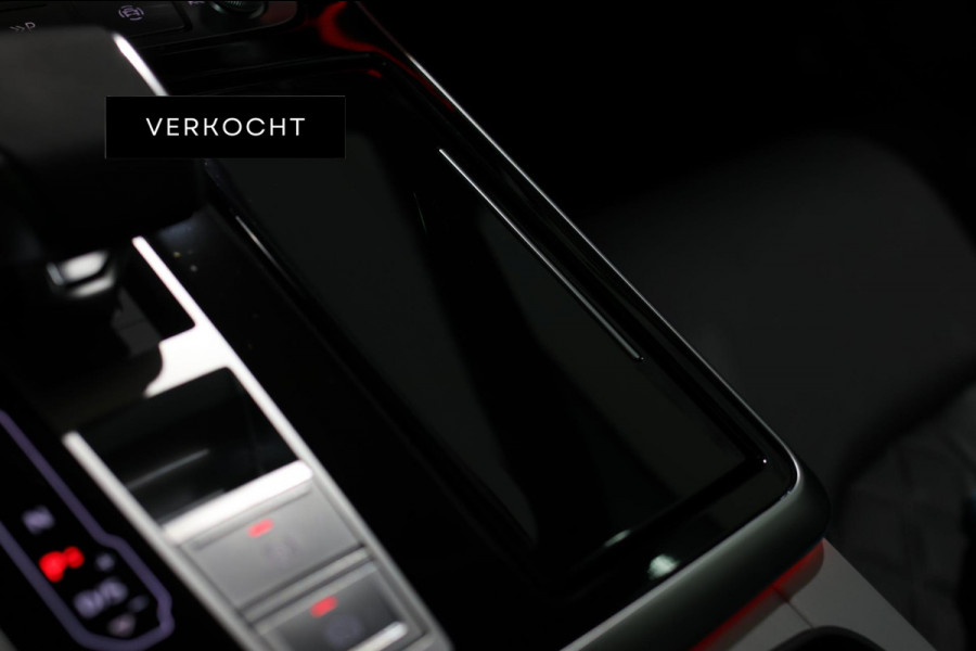 Audi Q8 60 TFSI e Quattro Competition *Pano*RS-Stoelen*B&O*4-Wiel besturing*360 Camera*