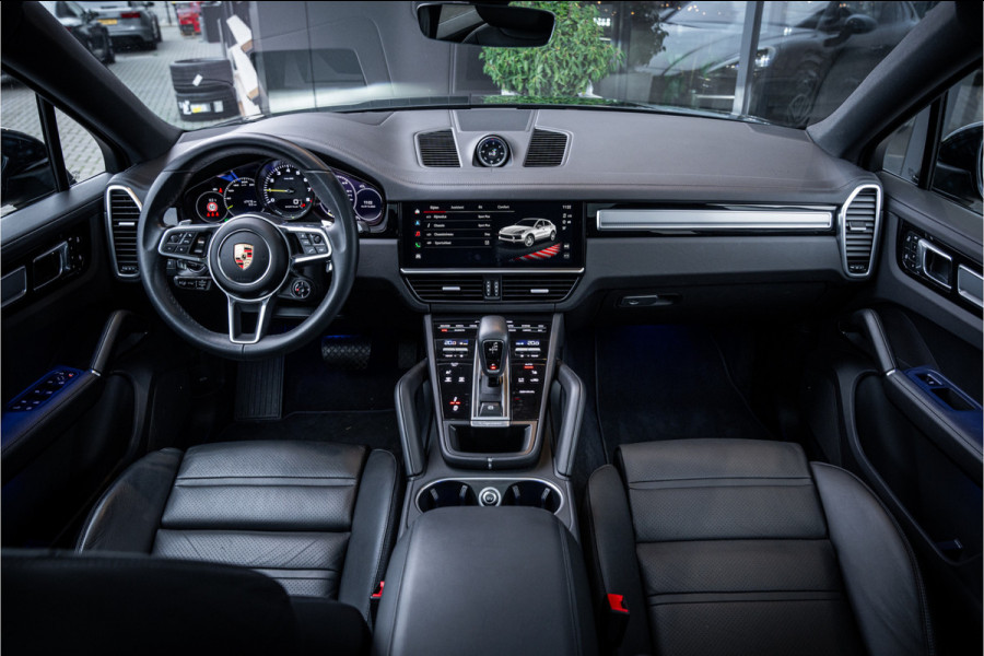 Porsche Cayenne Coupé 3.0 E-Hybrid - Sport Chrono + | Panorama | Bose | Luchtvering | Memory | 360 Camera