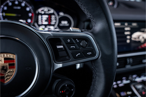Porsche Cayenne Coupé 3.0 E-Hybrid - Sport Chrono + | Panorama | Bose | Luchtvering | Memory | 360 Camera