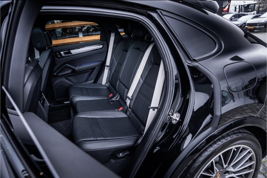 Porsche Cayenne Coupé 3.0 E-Hybrid - Sport Chrono + | Panorama | Bose | Luchtvering | Memory | 360 Camera