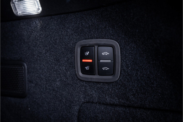 Porsche Cayenne Coupé 3.0 E-Hybrid - Sport Chrono + | Panorama | Bose | Luchtvering | Memory | 360 Camera