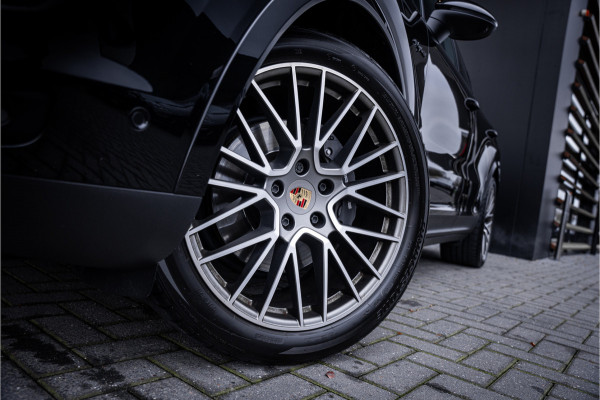Porsche Cayenne Coupé 3.0 E-Hybrid - Sport Chrono + | Panorama | Bose | Luchtvering | Memory | 360 Camera