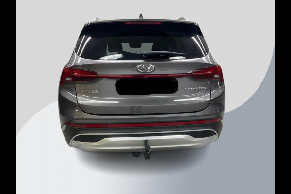 Hyundai Santa Fe 1.6 T-GDI PHEV Premium Plus Sky | Panoramadak | Trekhaak | 2 bandensets | Comfortstoelen voorin (inclusief ventilatie / stoelverwarming) | Bestuurdersstoel Met Geheugen | Adaptive cruise control | Camera