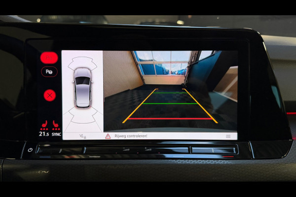Volkswagen Golf 2.0 TSI GTI CLUBSPORT PANO|HUD|IQLIGHTS|BLINDSPOT|SFEERVERLICHTING|BOMVOL!