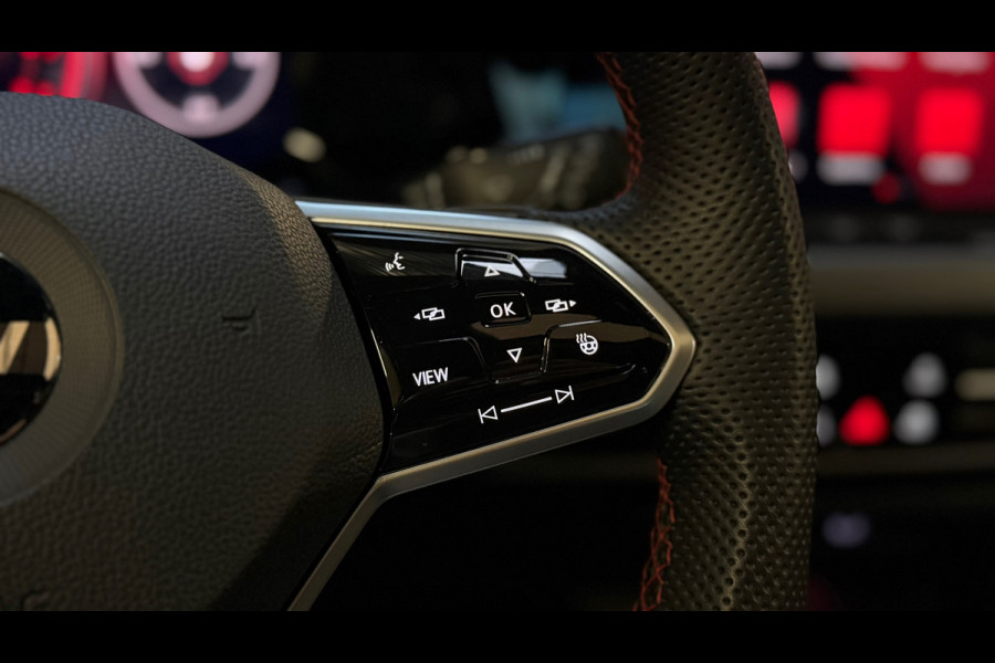 Volkswagen Golf 2.0 TSI GTI CLUBSPORT PANO|HUD|IQLIGHTS|BLINDSPOT|SFEERVERLICHTING|BOMVOL!