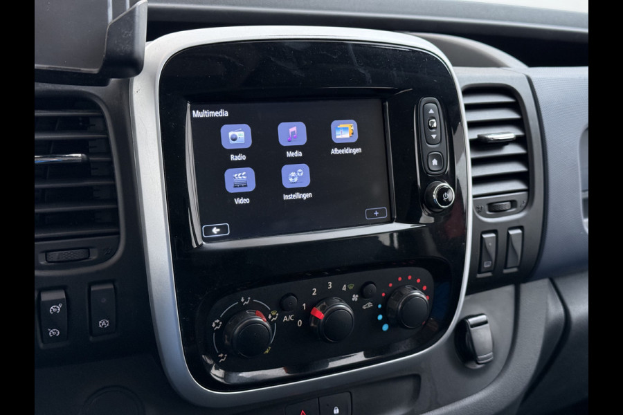 Opel Vivaro D 126PKDubbele Cabine 5-Persoons L2H1 Trekhaak Camera Navi Airco Cruise Control Pdc Sport EcoFlex 1.6CDTI Euro 6 Betonplex Vloer Wandbetimmering Schuifdeur 1e Eigenaar Origineel Nederlandse Auto