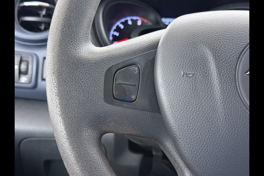 Opel Vivaro D 126PKDubbele Cabine 5-Persoons L2H1 Trekhaak Camera Navi Airco Cruise Control Pdc Sport EcoFlex 1.6CDTI Euro 6 Betonplex Vloer Wandbetimmering Schuifdeur 1e Eigenaar Origineel Nederlandse Auto