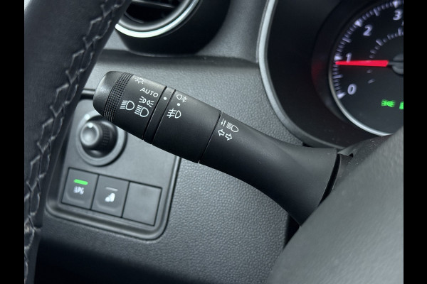 Dacia Duster T92pk TCe Bi-Fuel LPG Trekhaak 360°Camera Apple Carplay/Android AutoEcc Navi* Cruise Control Pdc Prestige Lmv 17" Bluetooth Privacy Glas Keyless Dodehoek detector Led LPG