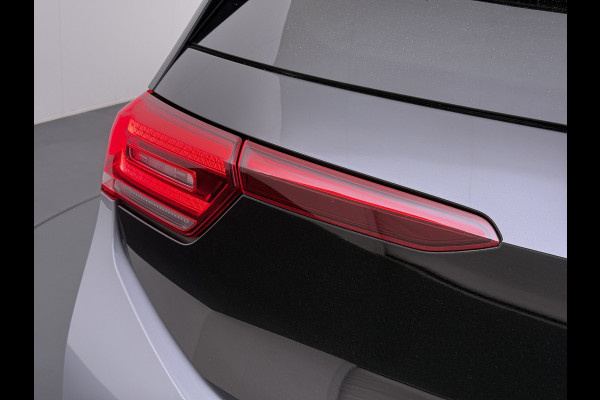 Volkswagen ID.3 First Plus 58kWh Navi-Pro Adap.Cruise Camera Lmv 19" Ecc Apple Carplay Android Auto SOH 91% Stoel+Stuurverwarming Lmv Matrix led Privacy Glas Keyless Rijstrooksensor Origineel Nederlandse Auto