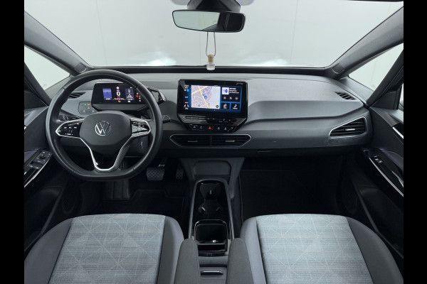 Volkswagen ID.3 Pro 58kWh Apple Carplay Android Adap.Cruise App-Connect SOH 92% Navi Ecc Pdc-a+v Voorklimatisering Stoelverwarming Bordherkenning Lane-Assist Lmv Led Rijstrooksensor Origineel Nederlandse Auto 1e eigenaar