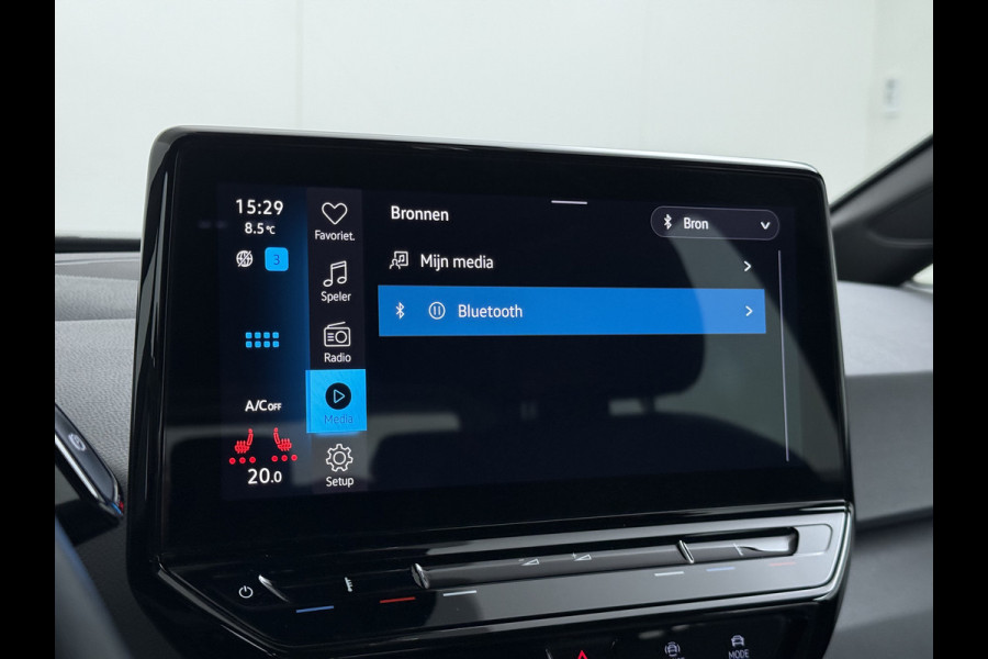 Volkswagen ID.3 Pro 58kWh Apple Carplay Android Adap.Cruise App-Connect SOH 92% Navi Ecc Pdc-a+v Voorklimatisering Stoelverwarming Bordherkenning Lane-Assist Lmv Led Rijstrooksensor Origineel Nederlandse Auto 1e eigenaar