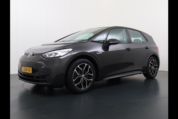 Volkswagen ID.3 Pro 58kWh Apple Carplay Android Adap.Cruise App-Connect SOH 92% Navi Ecc Pdc-a+v Voorklimatisering Stoelverwarming Bordherkenning Lane-Assist Lmv Led Rijstrooksensor Origineel Nederlandse Auto 1e eigenaar