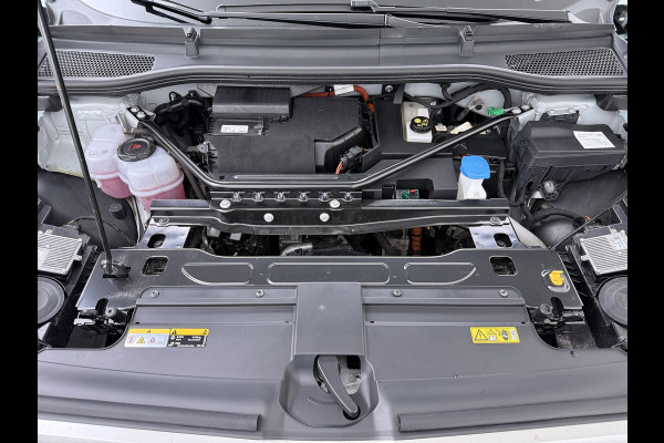 Škoda ENYAQ iV Warmtepomp Trekhaak 21"LM Apple Carplay Android 1/2 Leer Navi Ecc Camera Cruise Control SOH 93% Comfort-pakket  Privacy Glas Keyless advanced Climate-pakket Parkeer pakket 180pk iv60 1e Eigenaar Origineel Nederlandse Auto Zeer Compleet! 1.000kg trekvermogen € 48.500 nieuw