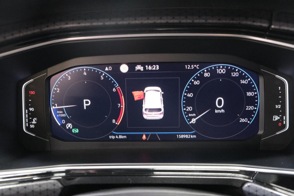 Volkswagen T-Cross 1.0 TSI Style Automaat > Virtual display < N.A.P. Airco, Cruise, Navi, Camera, PDC, Stoelverwarming.