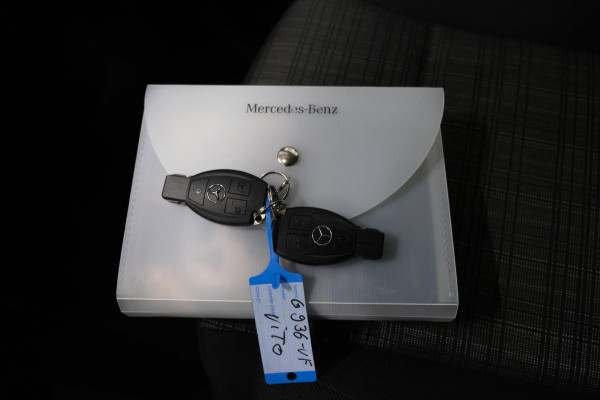 Mercedes-Benz Vito Tourer 110 CDI Base Extra Lang > Export €16450,- Netto <