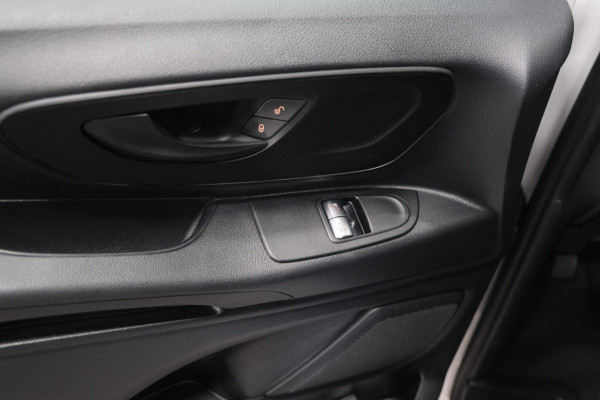 Mercedes-Benz Vito Tourer 110 CDI Base Extra Lang > Export €17950,- Netto <