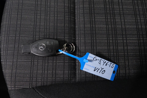 Mercedes-Benz Vito Tourer 110 CDI Base Extra Lang > Export €17950,- Netto <