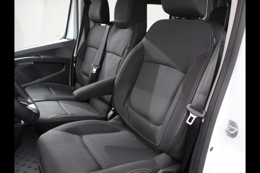 Renault Trafic 2.0 150PK Automaat L2H1 Advance Dubbele Cabine Navigatie Airco Lichtmetalen velgen Betimmering Trekhaak Camera Parkeer sensoren Dab