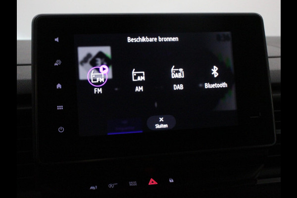 Renault Trafic 2.0 150PK Automaat L2H1 Advance Dubbele Cabine Navigatie Airco Lichtmetalen velgen Betimmering Trekhaak Camera Parkeer sensoren Dab