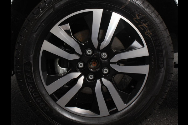 Renault Trafic 2.0 150PK Automaat L2H1 Advance Dubbele Cabine Navigatie Airco Lichtmetalen velgen Betimmering Trekhaak Camera Parkeer sensoren Dab