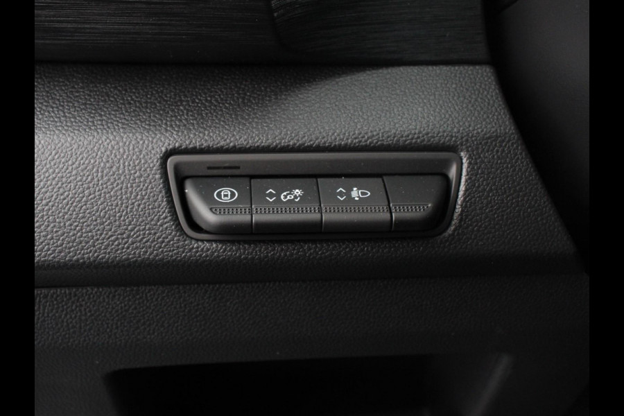 Renault Trafic 2.0 150PK Automaat L2H1 Advance Dubbele Cabine Navigatie bluetooth DAB Camera Airco Trekhaak Houten bekleding Lichtmetalen velgen