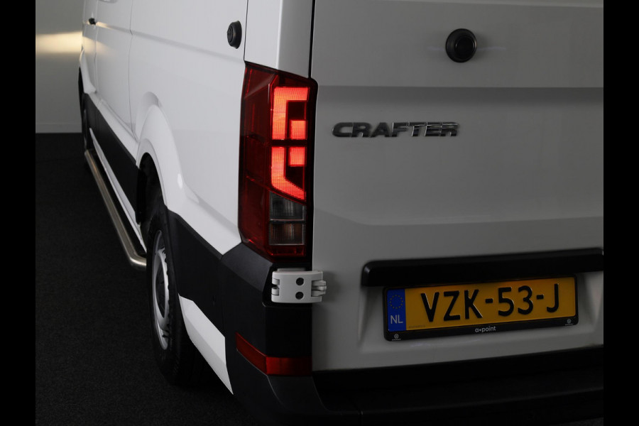 Volkswagen Crafter 35 2.0 TDI L3H3 Exclusive EURO VI | Automaat 140 pk | Navi |