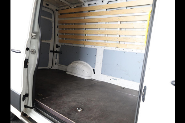 Volkswagen Crafter 35 2.0 TDI L3H3 Exclusive EURO VI | Automaat 140 pk | Navi |