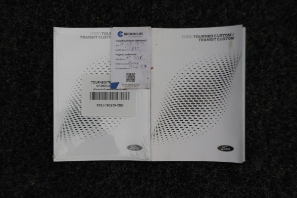 Ford Transit Custom 300 2.0 TDCI L2H1 Limited DC Virtual Cockpit, ACC, Apple Carplay, Camera, DAB, PDC, LED, Imperiaal, 16''