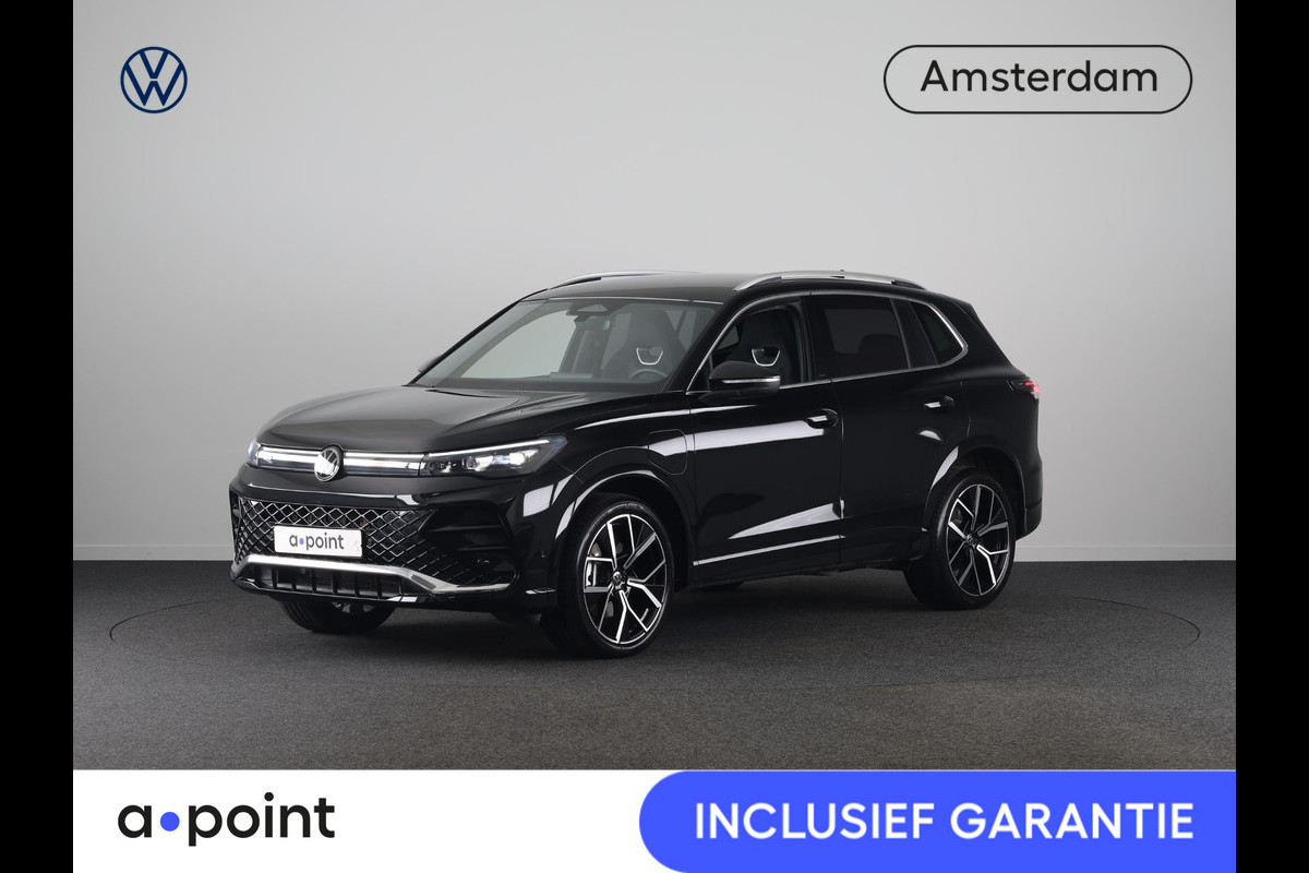 Volkswagen Tiguan 1.5 eHybrid R-Line Edition 204 pk Automaat (DSG) | Verlengde garantie | Navigatie | Parkeersensoren (Park assist) | Achteruitrijcamera | R-Line |