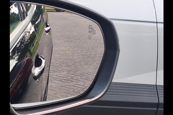 Peugeot 3008 1.6 HYbrid 225 Allure Pack Business | Climate | Blindspot | Navi | Lage km-stand | Occasion