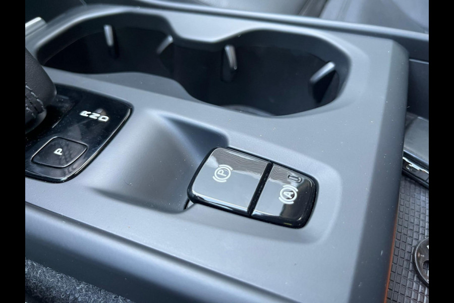 Volvo XC40 1.5 T5 Recharge Inscription | Pano | Leder | Blindspot | Elektr Achterklep | Full LED | (occasion)